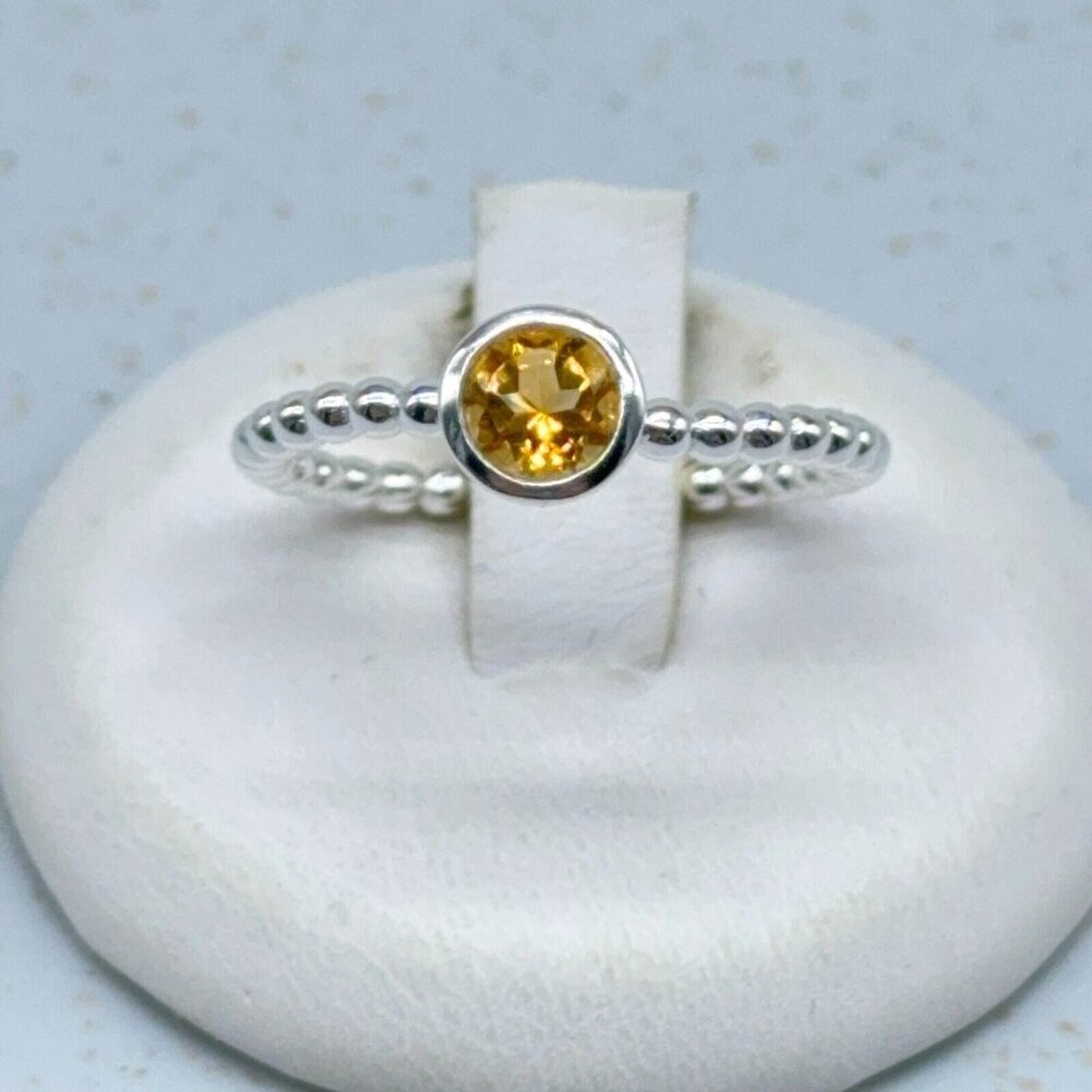 Sevilla Sterling Silver Ring 0.42ct Citrine Faceted Gemstone Beaded Detail 7.75